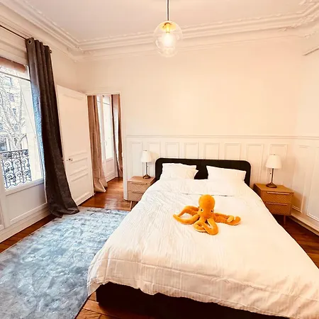 Charming 4-room Flat Near Eiffel Tower-8people-2 Bedrooms Apartament
