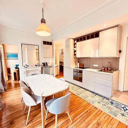 Apartament Charming 4-room Flat Near Eiffel Tower-8people-2 Bedrooms