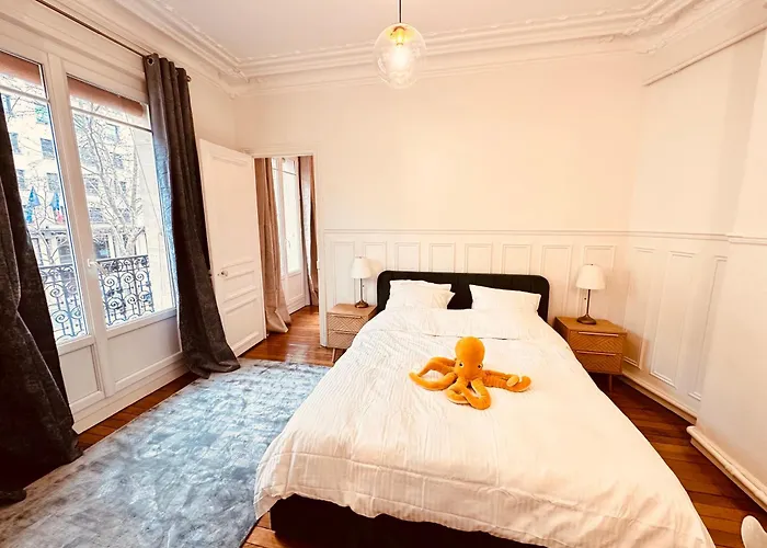 Charming 4-room Flat Near Eiffel Tower-8people-2 Bedrooms Apartmán