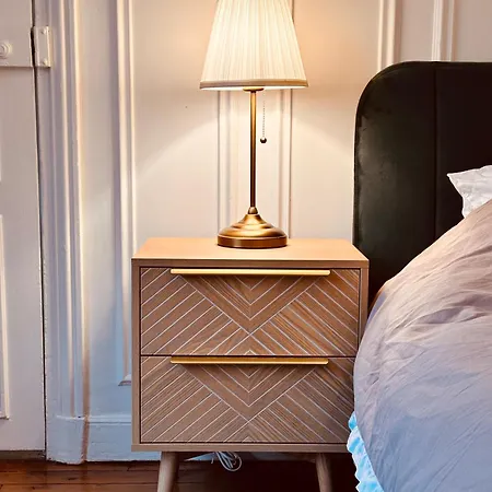 Charming 4-room Flat Near Eiffel Tower-8people-2 Bedrooms Appartement *