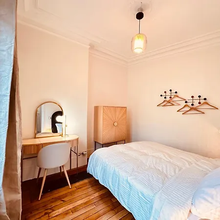 Appartement Charming 4-room Flat Near Eiffel Tower-8people-2 Bedrooms Paris