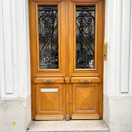 Charming 4-room Flat Near Eiffel Tower-8people-2 Bedrooms Διαμέρισμα Παρίσι