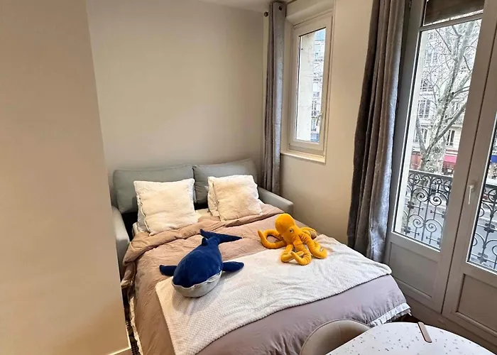 Charming 4-room Flat Near Eiffel Tower-8people-2 Bedrooms Διαμέρισμα