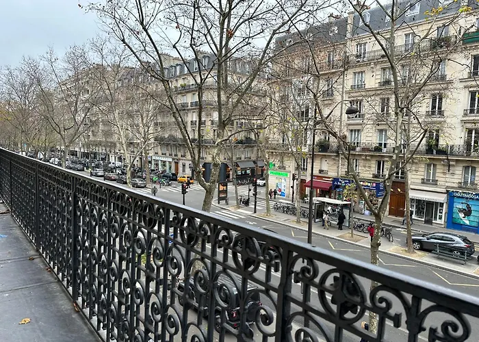 Charming 4-room Flat Near Eiffel Tower-8people-2 Bedrooms 아파트 *